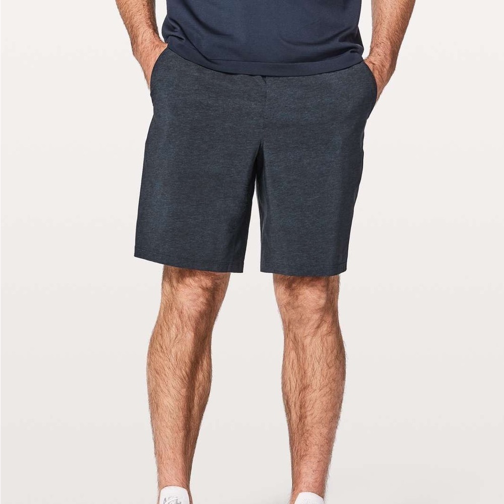Lululemon Pace Breaker‎ 9” Shorts